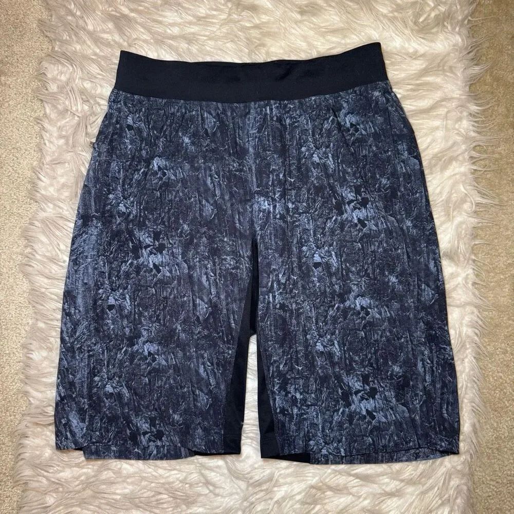Lululemon License to Train 11” Linerless Shorts